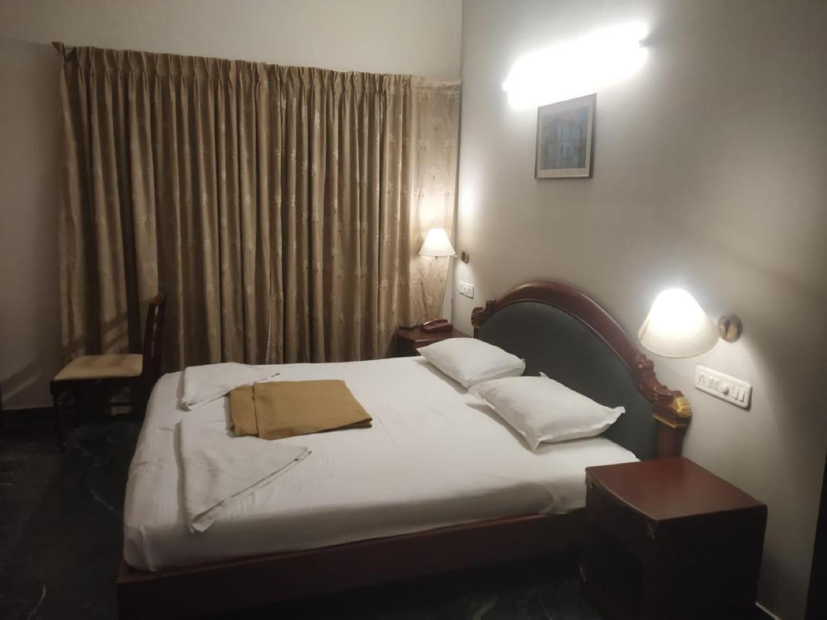 Karthika Residency Lejlighed Kochi Eksteriør billede
